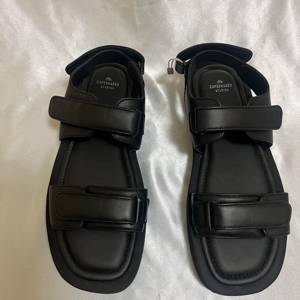 Women's Black Sandals